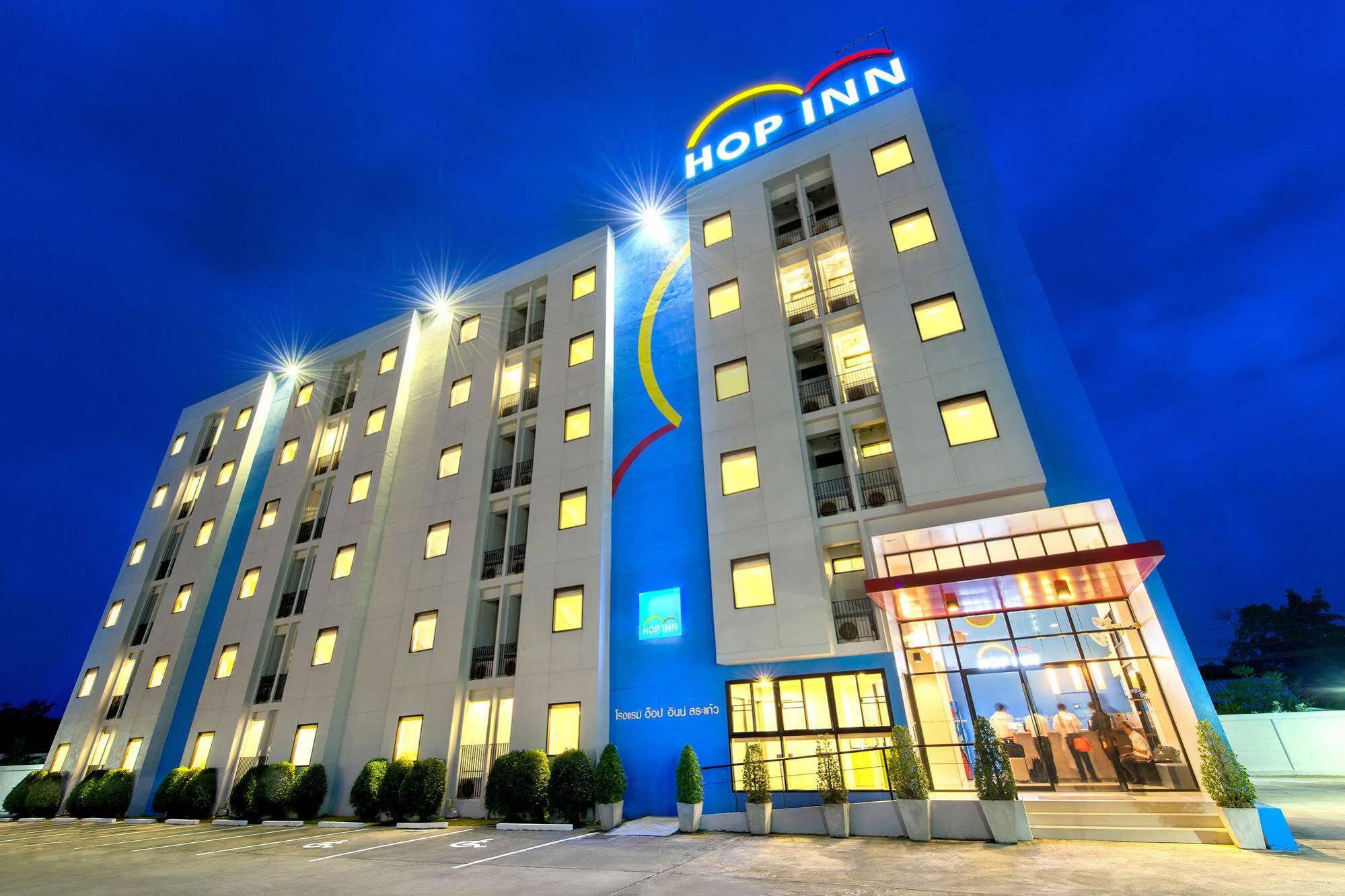 Hop Inn Sakon Nakhon Buitenkant foto