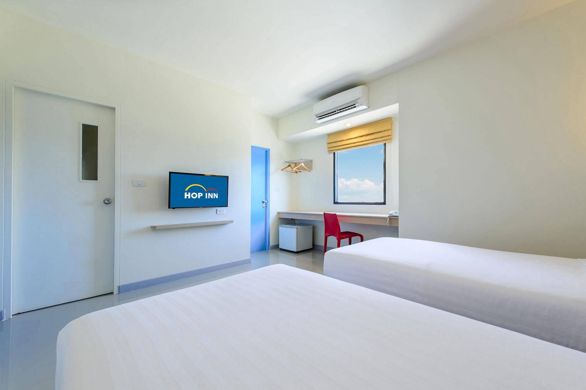 Hop Inn Sakon Nakhon Buitenkant foto